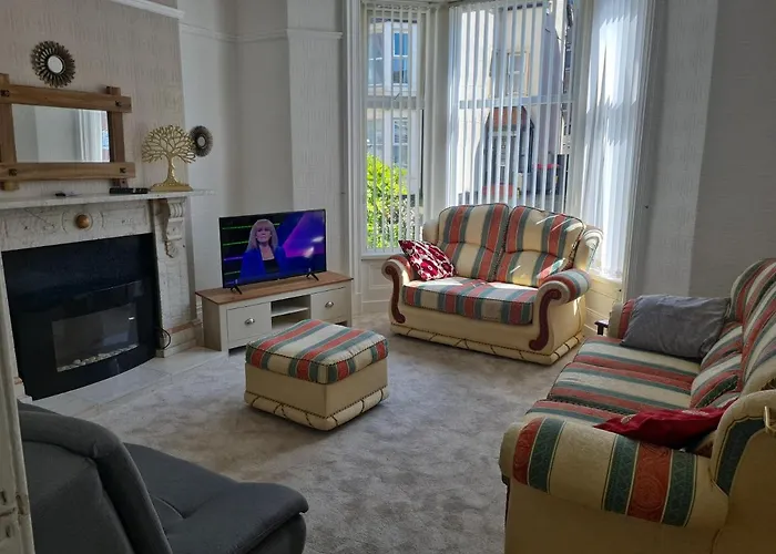 Lawnswood Apartments