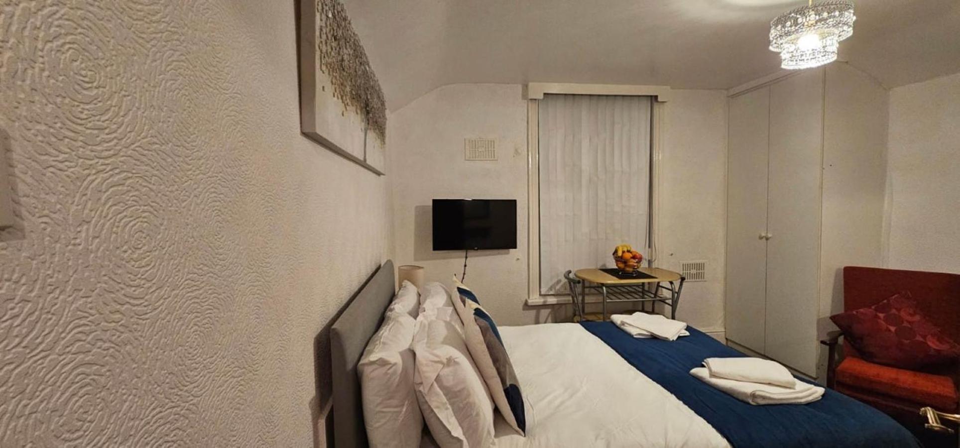 Lawnswood Apartment Blackpool