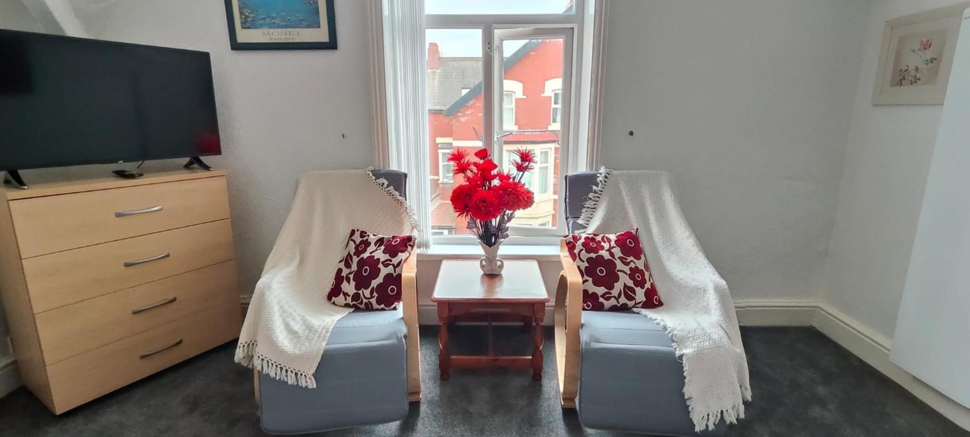 Lawnswood Apartment Blackpool